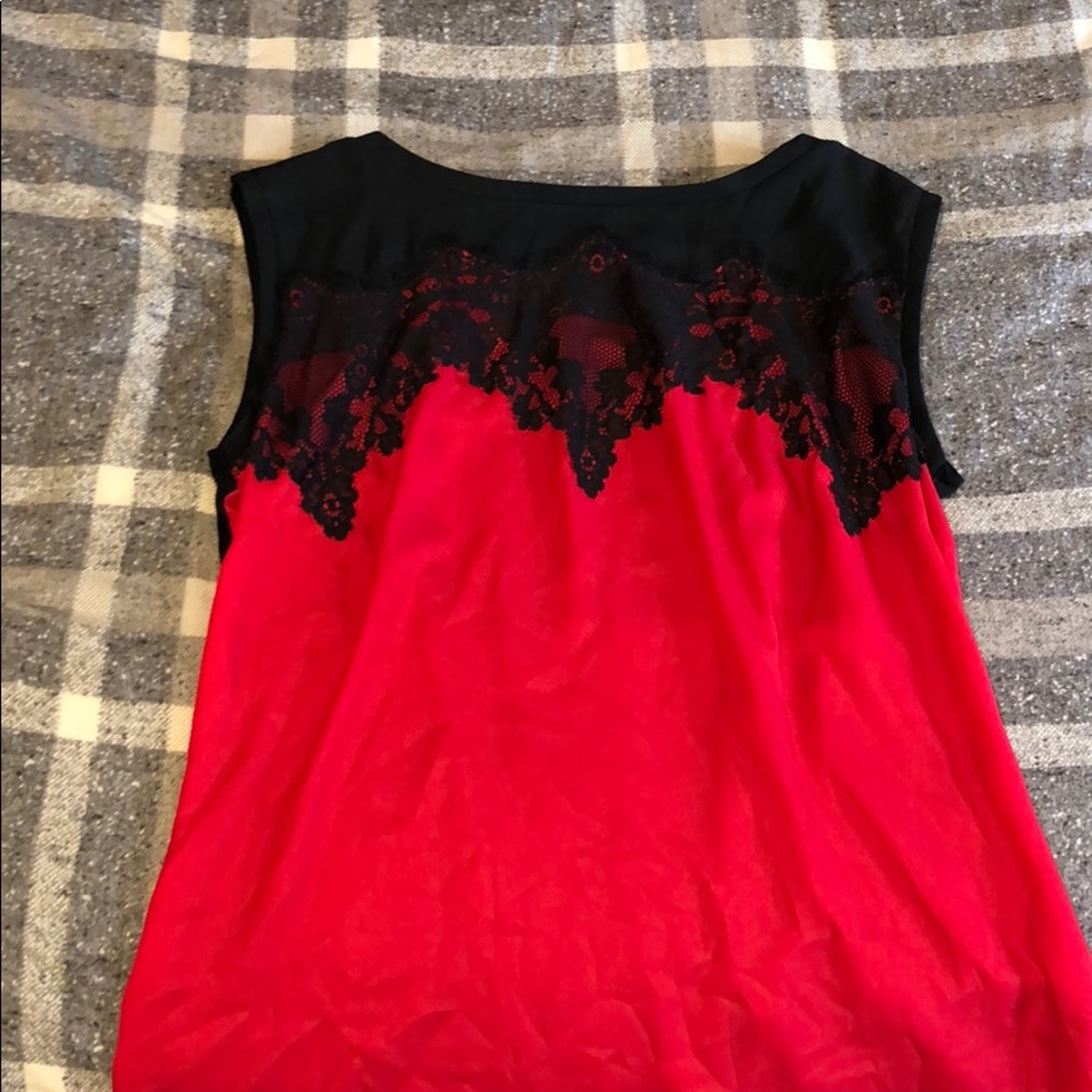 Women’s dress shirt